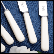 Cream immitation bone handle cutlery – detail Cream immitation bone handle cutlery – detail